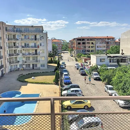 тwo-bedroom In Sun Village Eh * Sluneční pobřeží